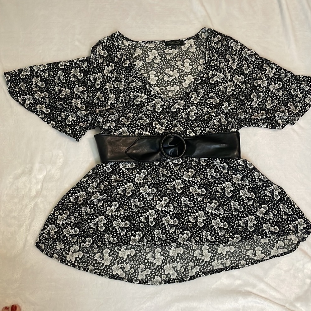 Playful White and Black Floral V-neck Blouse by Rachel Zoe